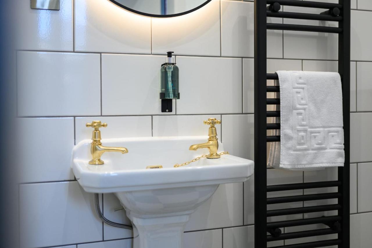 Delightful Ground Floor Double Room With En-Suite Edinburgh Eksteriør bilde